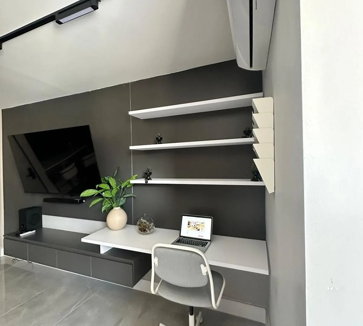 Luxury Penthouse With Jacuzzi And Ac, North Medellin Apartment 0*,