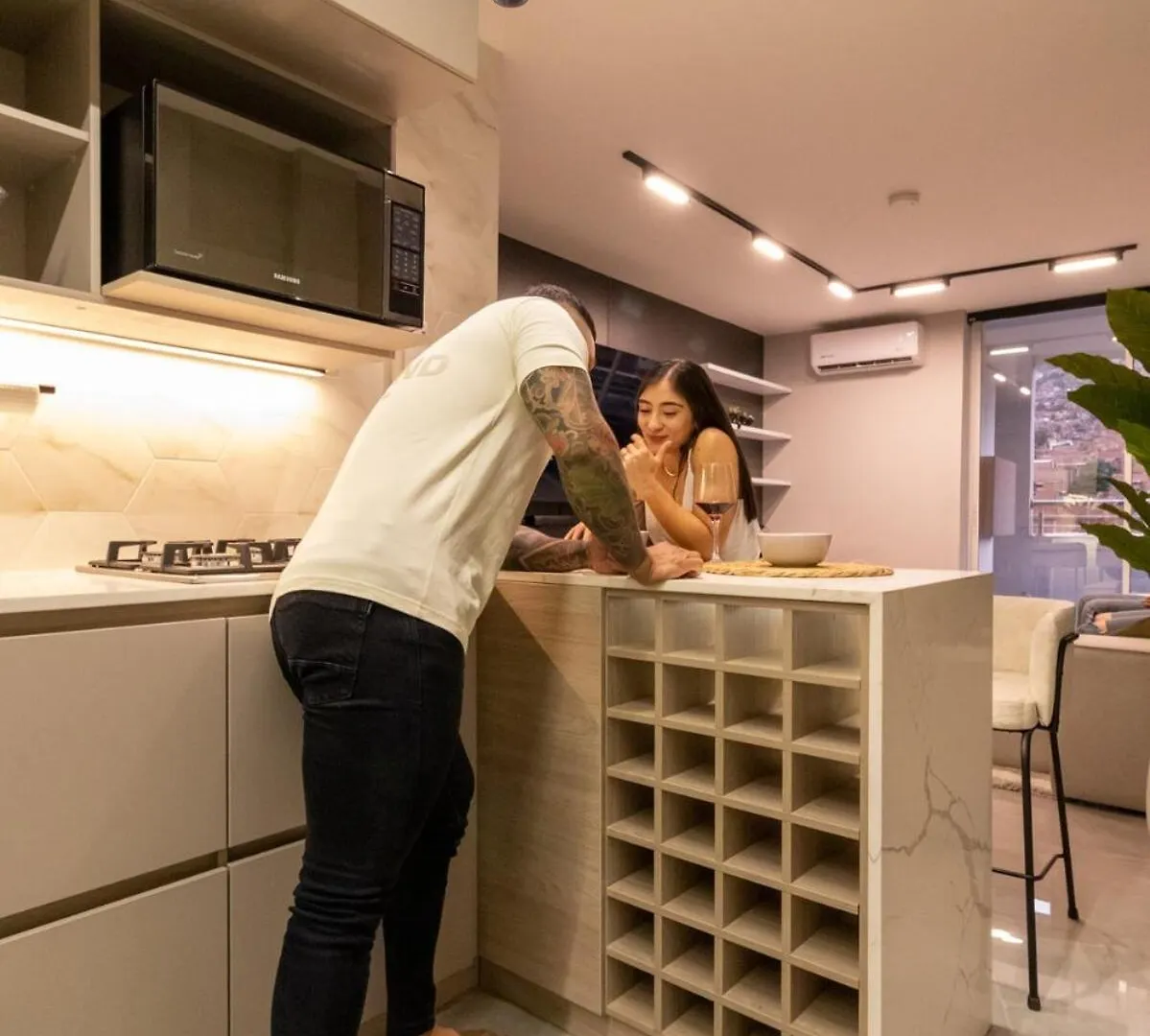 דירות Luxury Penthouse With Jacuzzi And Ac, North מדיין 0*,